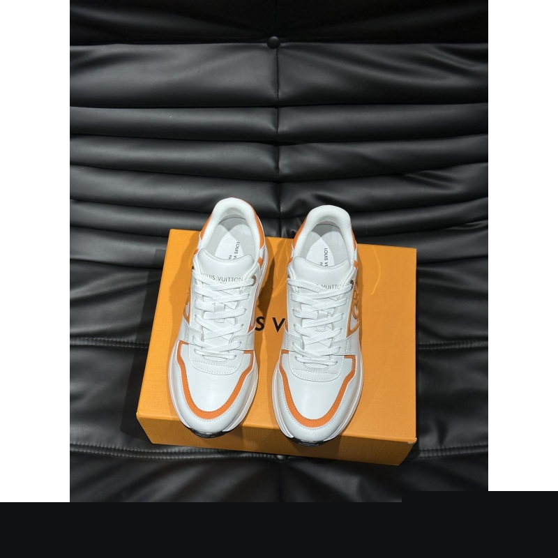 l**is V*t*n sneakers